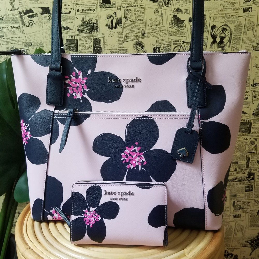 Kate Spade Cameron Pocket Tote Grand Flora Wallet - Picture 1 of 10